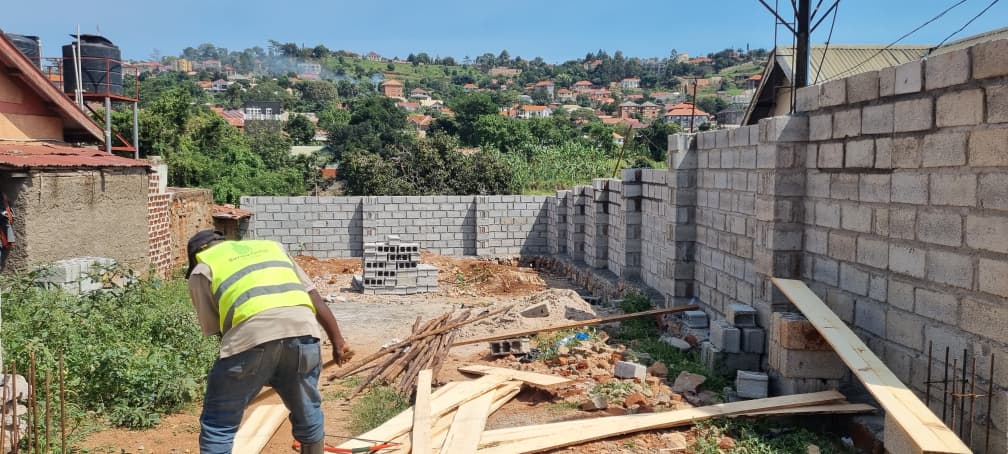 Seguku Perimeter & Retaining Wall — view 8