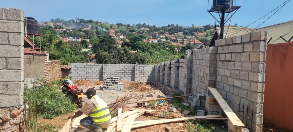 Seguku Perimeter & Retaining Wall — view 7